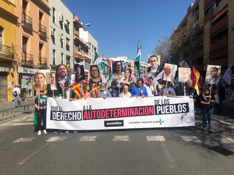 Marcha de la «ANA» y la «ANC» en Sevilla: «Por el derecho a la autodeterminación de los pueblos»