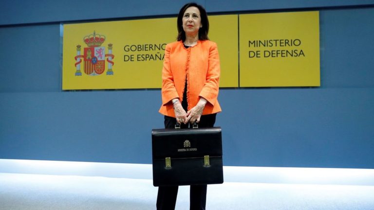 La ministra Robles reconoce con el ‘ciberataque’ que la red de Defensa estaba infectada