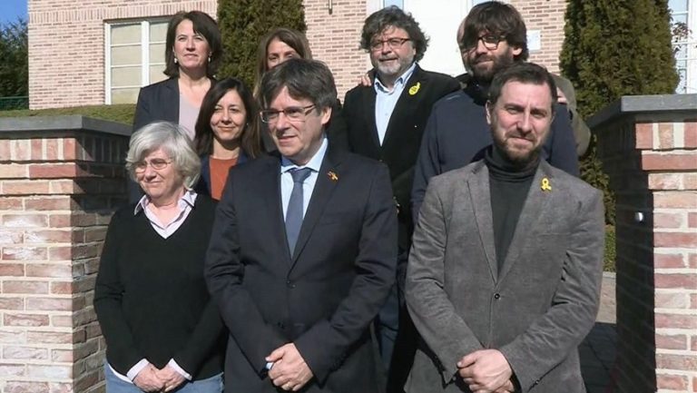 Se les acabó la prepotencia y la Junta Electoral Central proclama como candidatos a las europeas a Puigdemont, Comín y Ponsatí