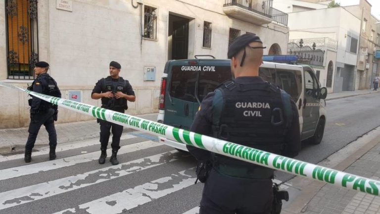 La represión del Estado: Nueve catalanes detenidos por la Guardia Civil ‘acusados de terrorismo’ como si se tratara de ETA