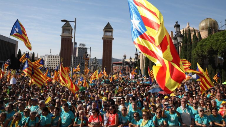 El PSOE se burla de Catalunya al vender que está «despertando de la gran mentira del independentismo»