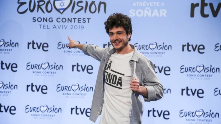 El cantante catalán que representó a España en Eurovisión denuncia su brutal caso de catalanofóbia en Madrid