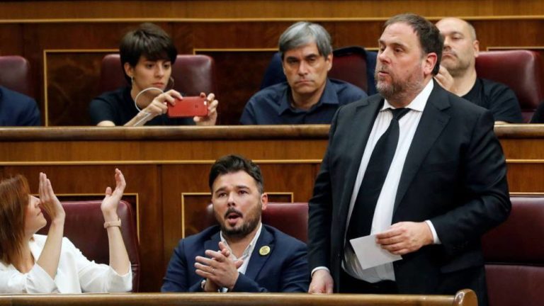 Escándado desde el Constitucional: Tres jueces sostienen que Llarena vulneró los derechos políticos de Junqueras al mantenerlo en prisión