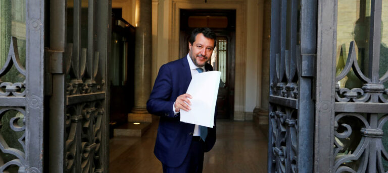 Open Arms: El Senado italiano da luz verde al proceso que juzgará a Salvini por retrasar el desembarco de los inmigrantes