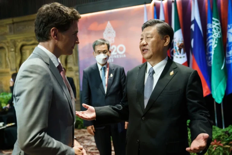 El presidente de China reprueba al de Canadá por filtrar información sensible