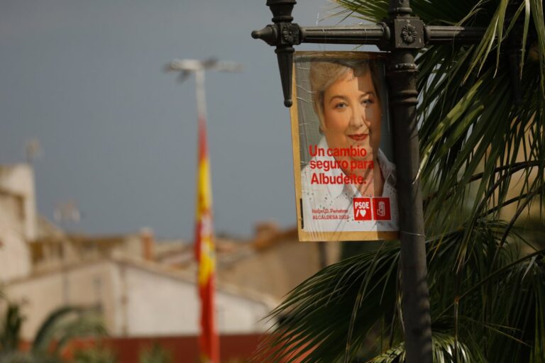 Sigue el escándalo: Detenidas 13 personas por compra de votos, entre ellas la candidata del PSOE en Albudeite y en La Gomera