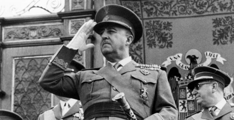 La Inteligencia Artificial -o su base de datos- puede ser fascista: Destaca esto sobre Franco