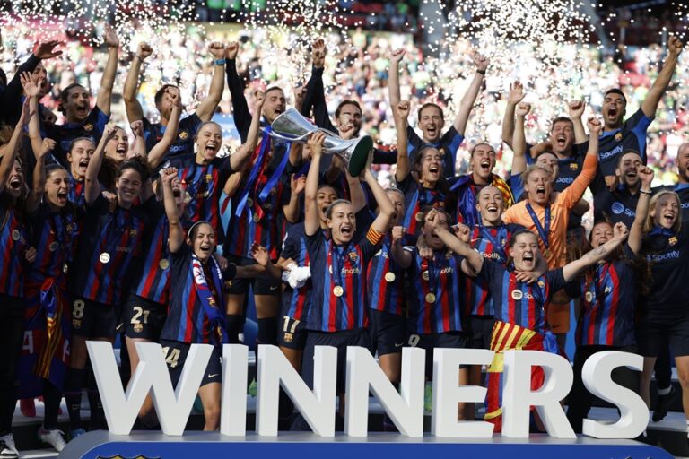 Vídeo | ¡El Barça femenino de fútbol vuelve a reinar en Europa!