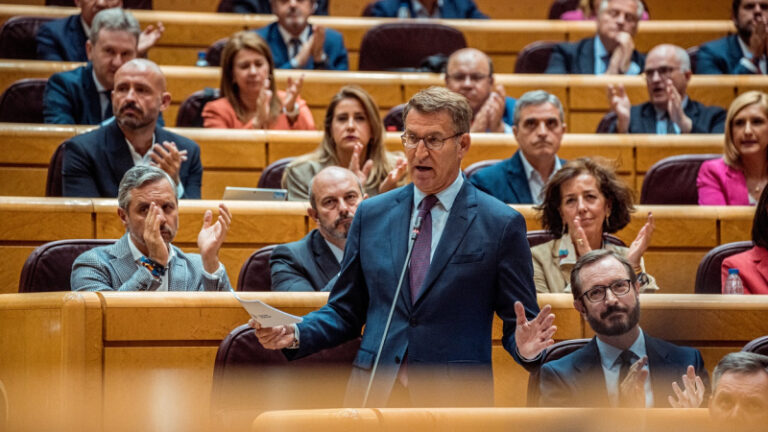 Corruptelas ‘Marca España’: El Senado da un plazo de siete días a Feijóo para declarar si tiene un sobresueldo del PP